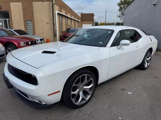 2016 Dodge Challenger SXT Plus