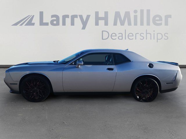 2016 Dodge Challenger SXT Plus