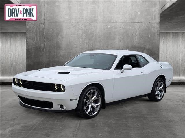 2016 Dodge Challenger SXT Plus