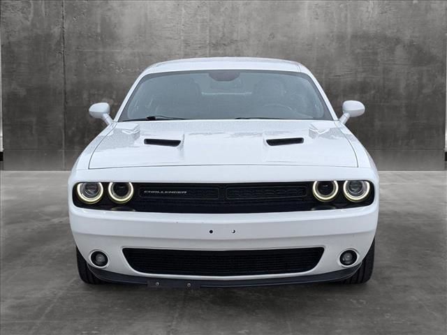 2016 Dodge Challenger SXT Plus