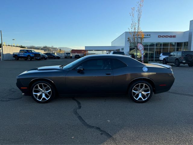 2016 Dodge Challenger SXT Plus