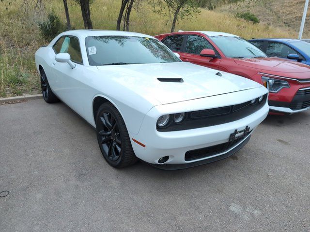 2016 Dodge Challenger SXT Plus