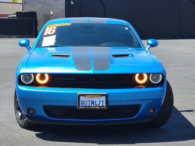 2016 Dodge Challenger SXT Plus