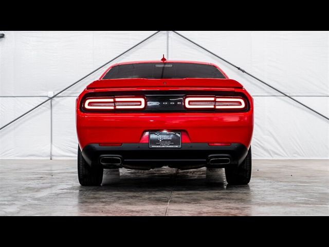 2016 Dodge Challenger SXT Plus