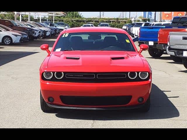 2016 Dodge Challenger SXT Plus