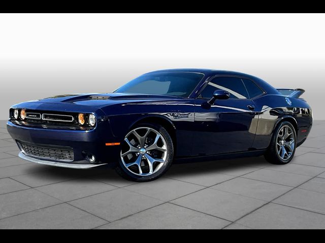 2016 Dodge Challenger SXT Plus