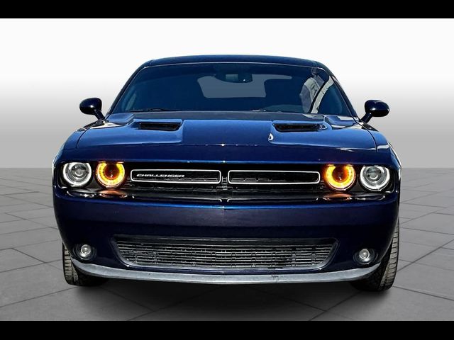 2016 Dodge Challenger SXT Plus