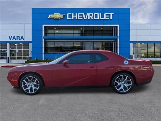 2016 Dodge Challenger SXT Plus