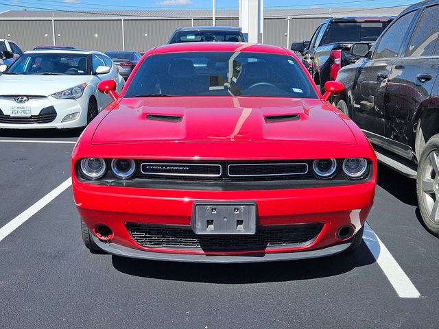 2016 Dodge Challenger SXT Plus