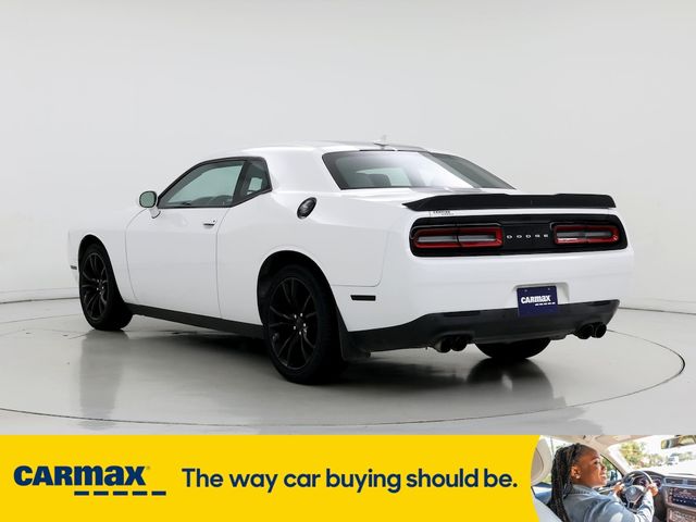 2016 Dodge Challenger SXT Plus