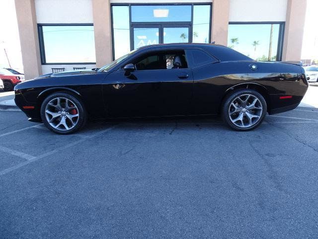 2016 Dodge Challenger SXT Plus