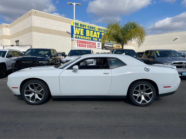 2016 Dodge Challenger SXT Plus