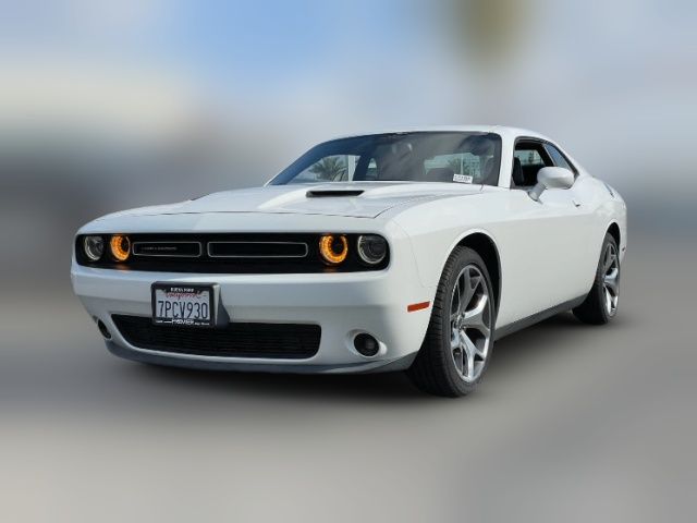 2016 Dodge Challenger SXT Plus