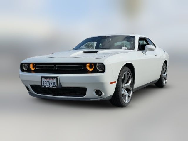 2016 Dodge Challenger SXT Plus