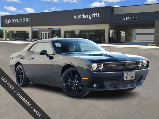 2016 Dodge Challenger SXT Plus