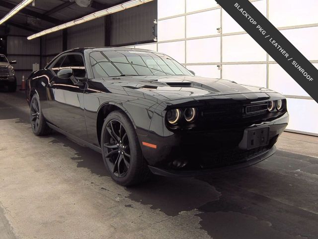 2016 Dodge Challenger SXT Plus