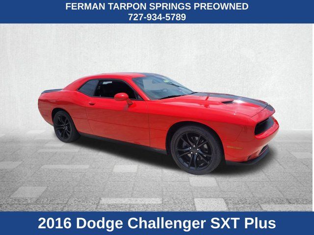 2016 Dodge Challenger SXT Plus