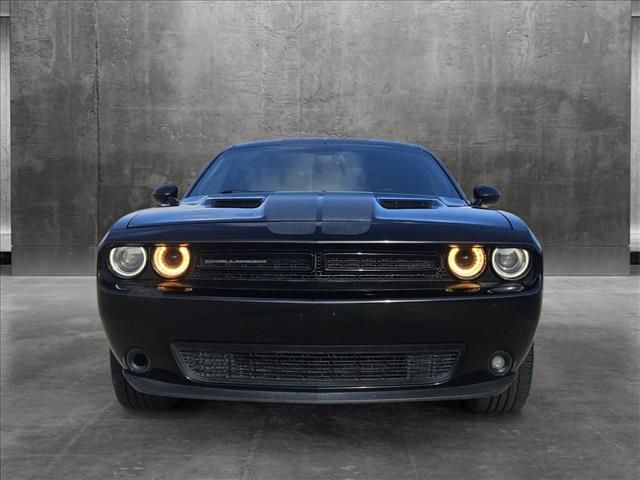 2016 Dodge Challenger SXT Plus