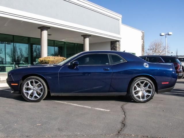 2016 Dodge Challenger SXT Plus