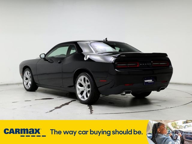 2016 Dodge Challenger SXT Plus