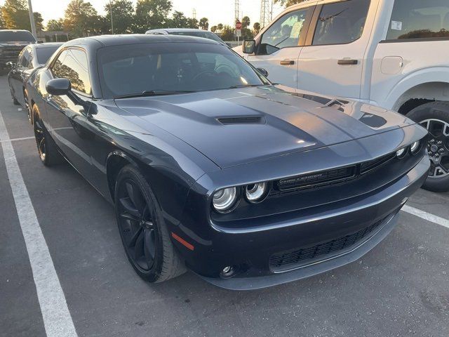 2016 Dodge Challenger SXT Plus