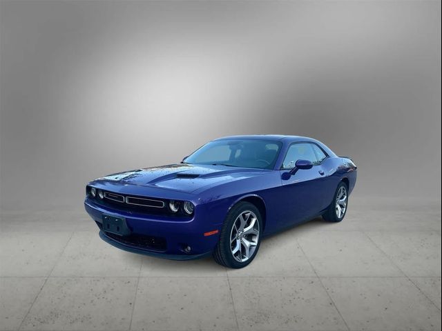 2016 Dodge Challenger SXT Plus