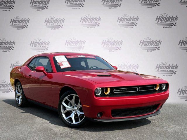 2016 Dodge Challenger SXT Plus