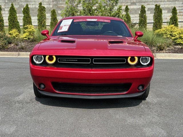 2016 Dodge Challenger SXT Plus