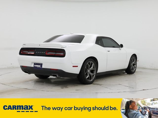 2016 Dodge Challenger SXT Plus