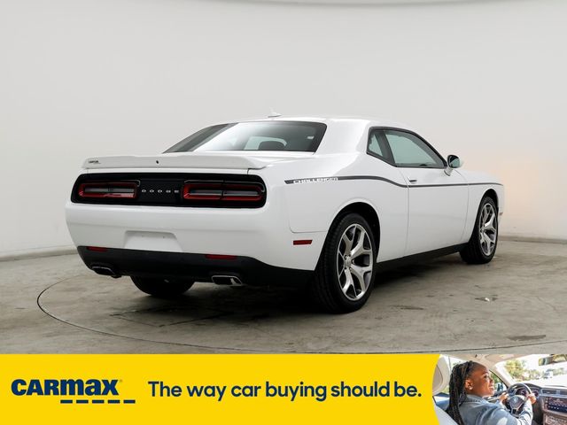 2016 Dodge Challenger SXT Plus