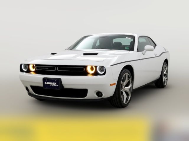 2016 Dodge Challenger SXT Plus