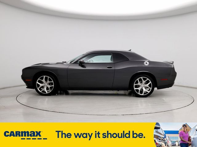 2016 Dodge Challenger SXT Plus