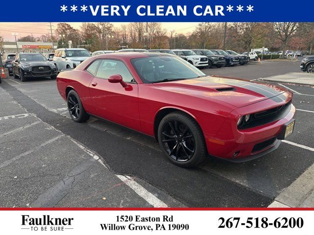 2016 Dodge Challenger SXT Plus