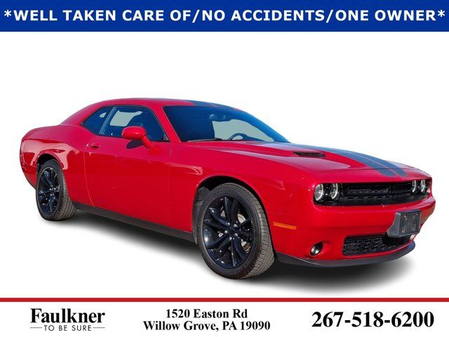 2016 Dodge Challenger SXT Plus