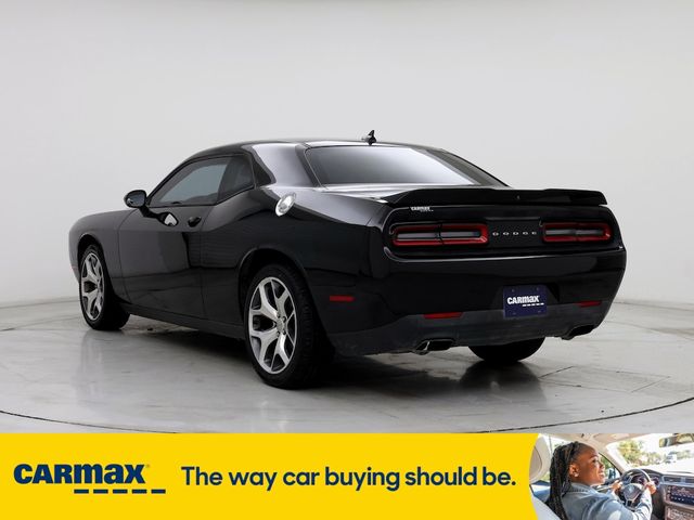 2016 Dodge Challenger SXT Plus