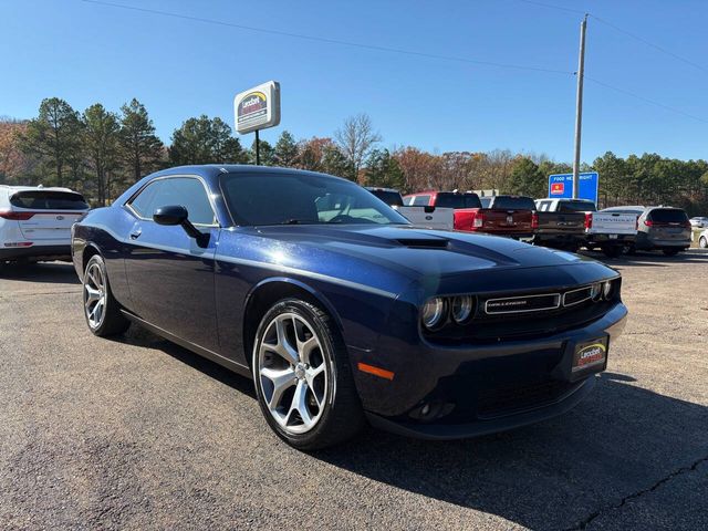 2016 Dodge Challenger SXT Plus