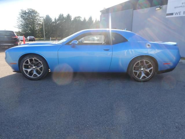 2016 Dodge Challenger SXT Plus