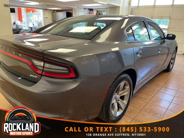 2016 Dodge Charger SXT