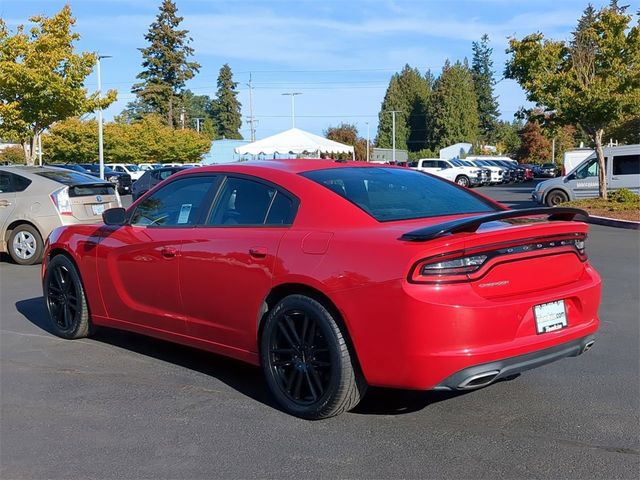 2016 Dodge Charger SE