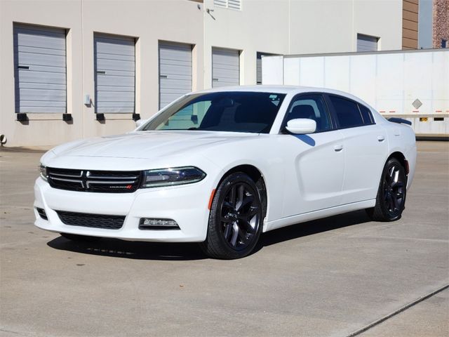 2016 Dodge Charger SE