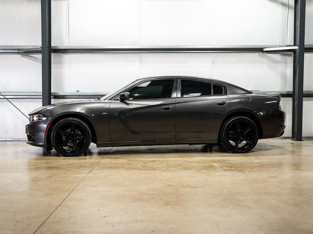 2016 Dodge Charger SE