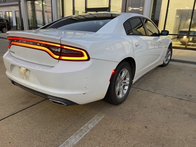 2016 Dodge Charger SE