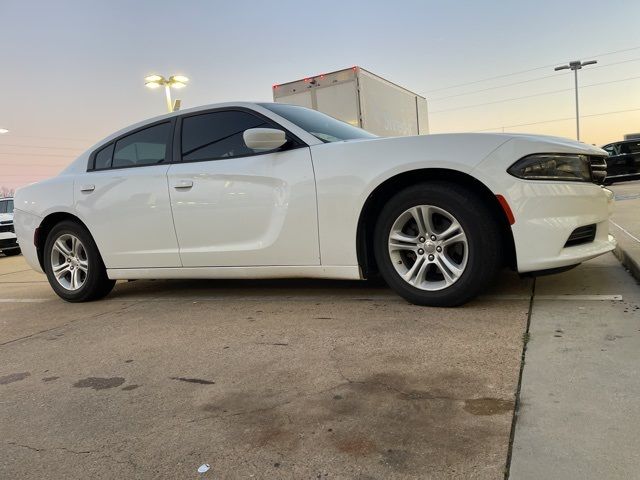 2016 Dodge Charger SE