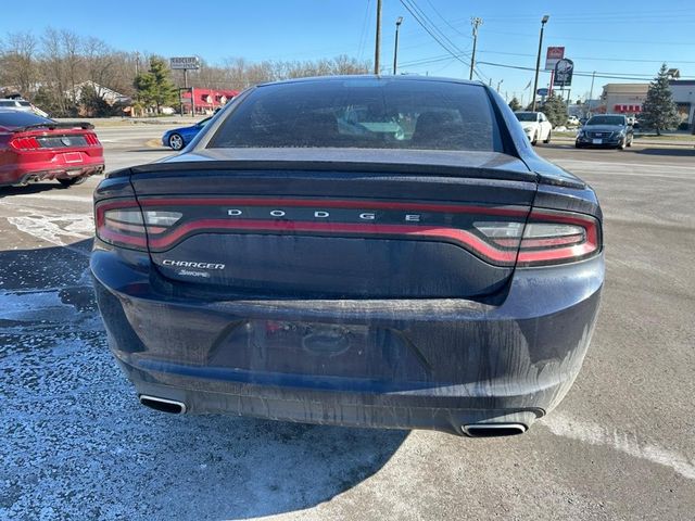 2016 Dodge Charger SE