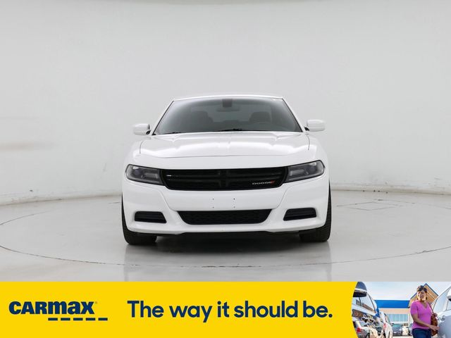 2016 Dodge Charger SE