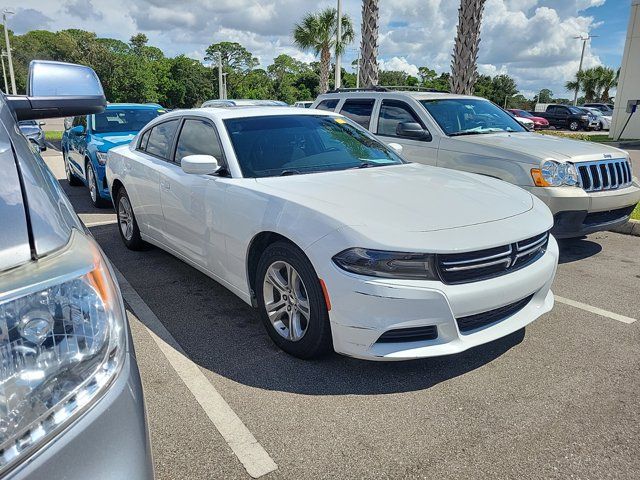 2016 Dodge Charger SE