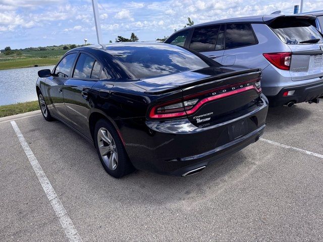 2016 Dodge Charger SE