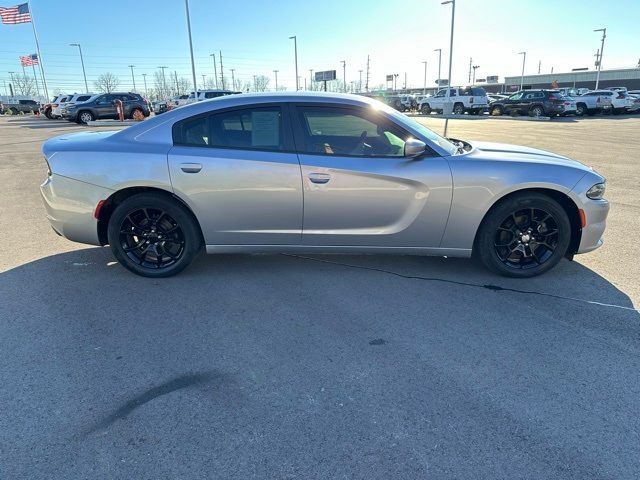 2016 Dodge Charger SE