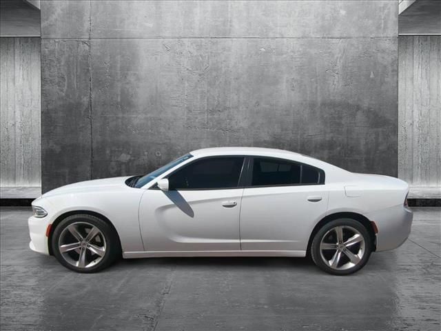 2016 Dodge Charger SE