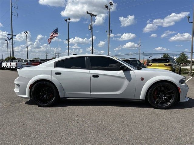 2016 Dodge Charger SRT Hellcat